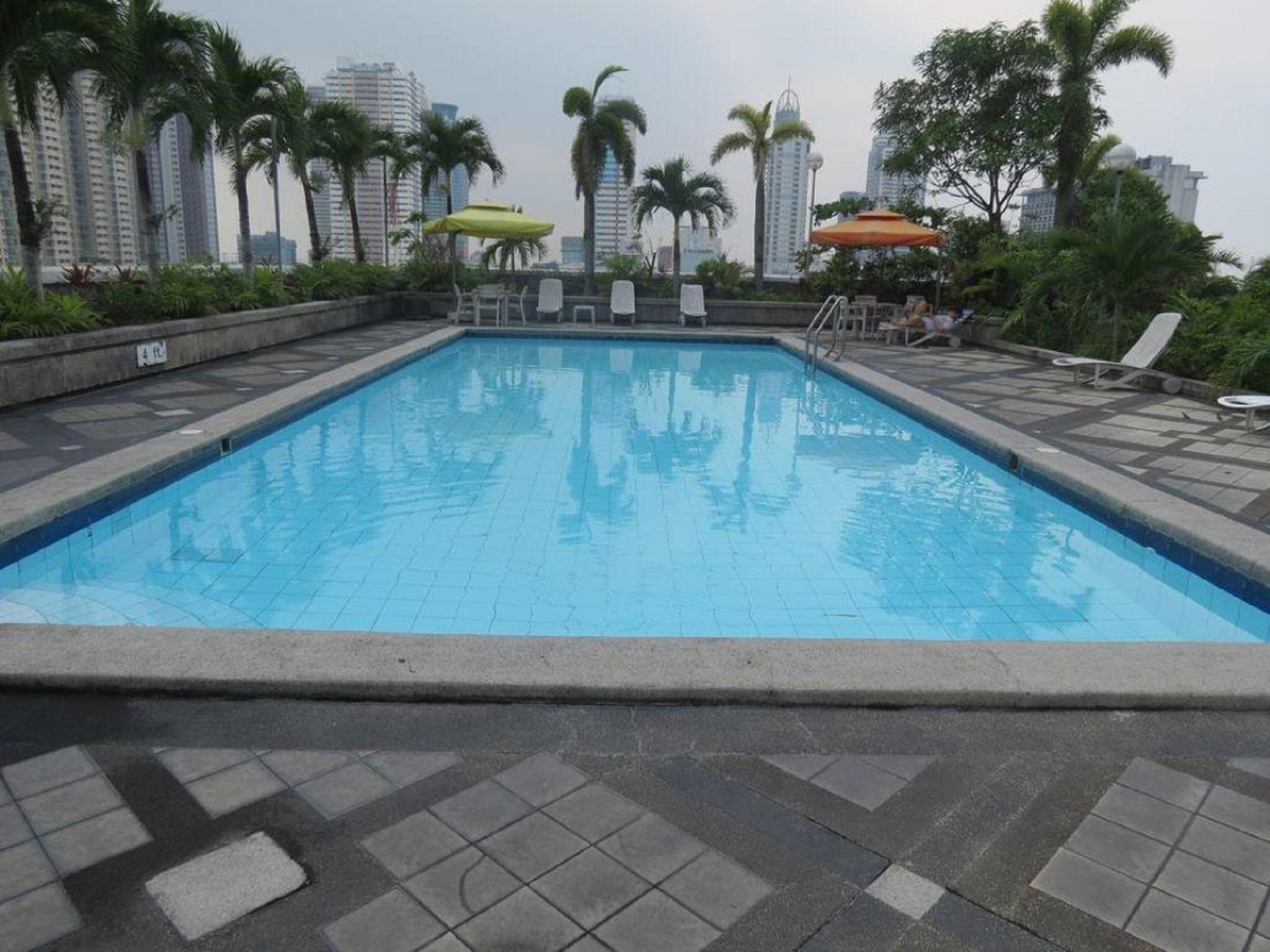 Pearl Manila Hotel Экстерьер фото